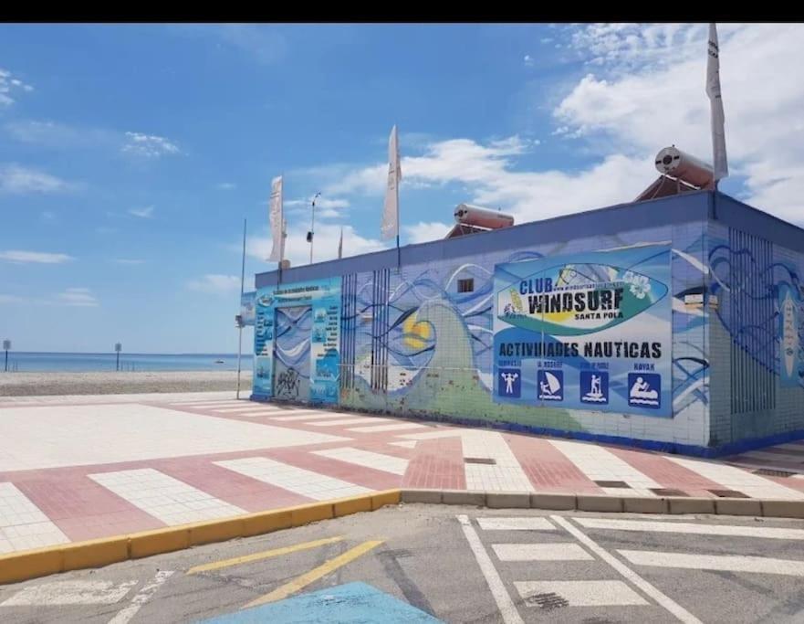 Apartamento Frente Al Mar, Familiar Y Acogedor. 산타 폴라 외부 사진